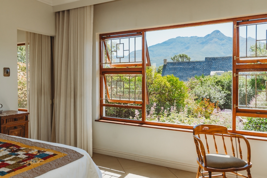 4 Bedroom Property for Sale in Dormehls Drift Western Cape